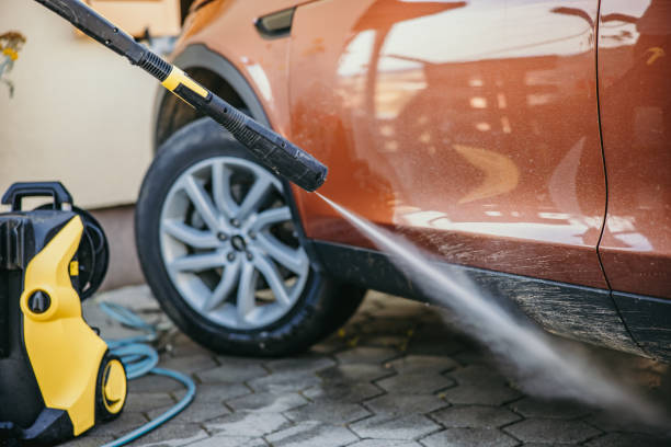 Why Choose Our Certified Pressure Washing Experts for Your Project Needs in Crestwood, KY?